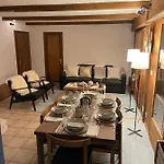 Grand à
